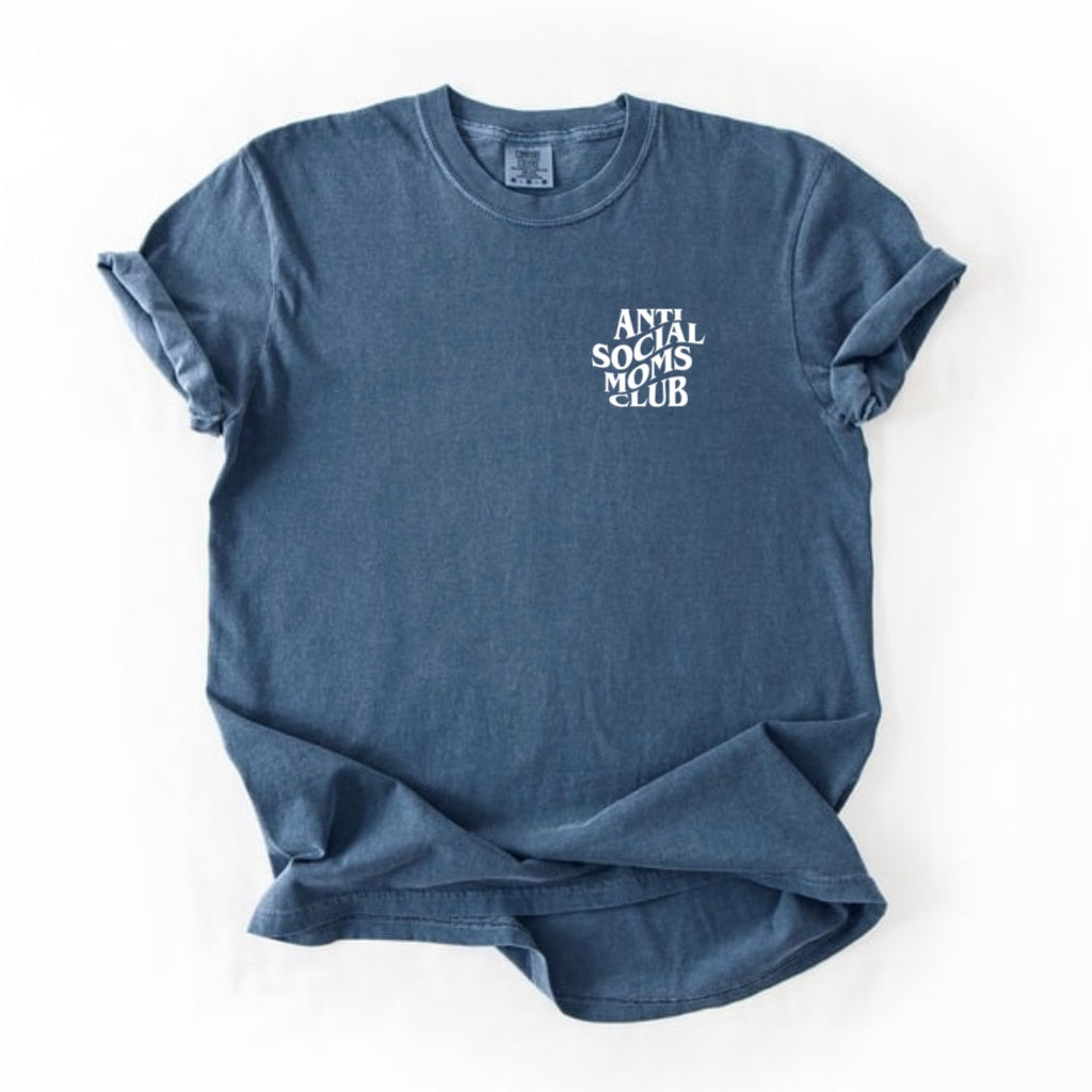 Anti social moms T-shirt